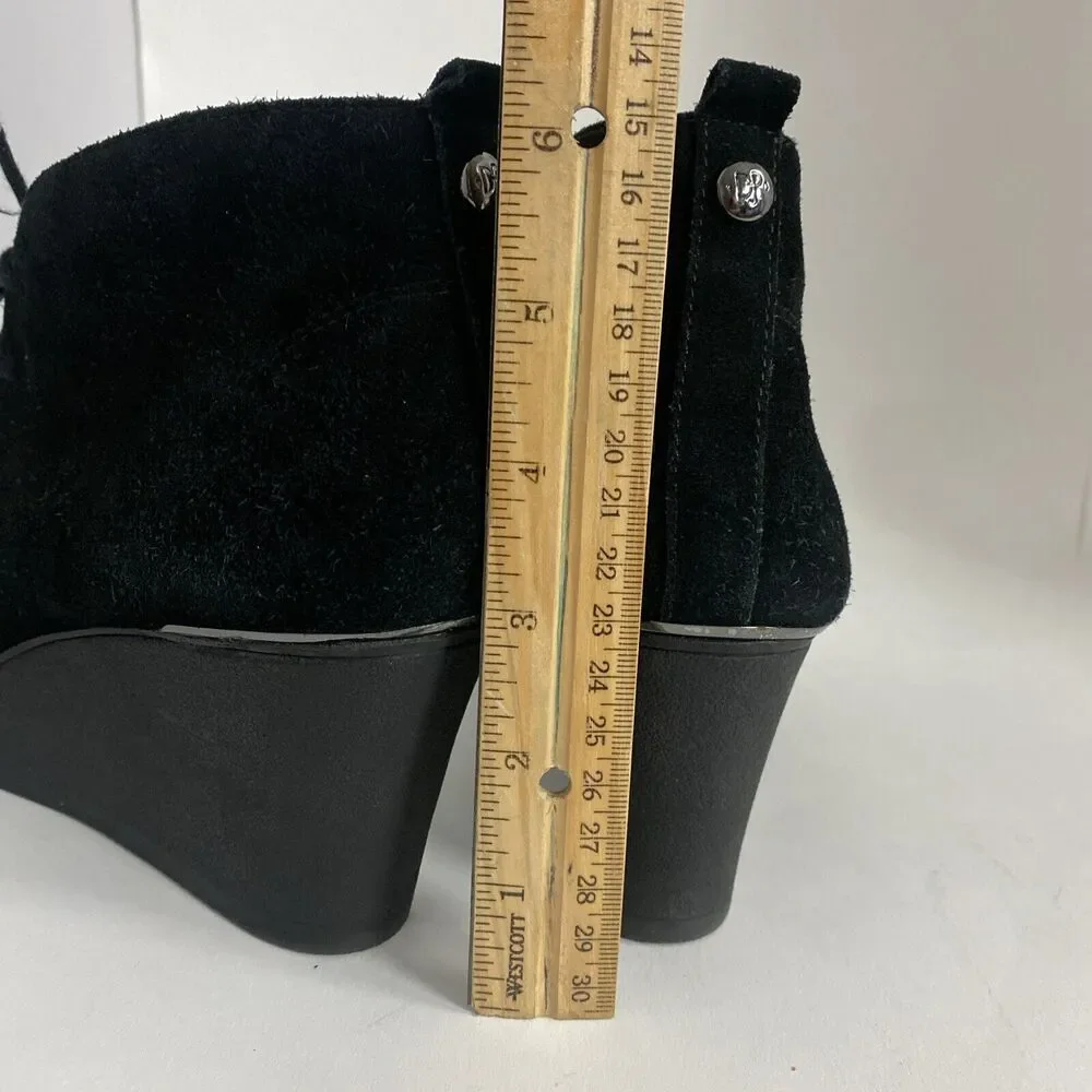 Donald J Pliner Women Sz 8 M Black Suede Nilos Ankle Wedge Booties Boots Lace Up